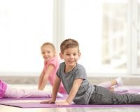 Τα Οφέλη της Άσκησης της Yoga στα Παιδιά από 4-17 ετών